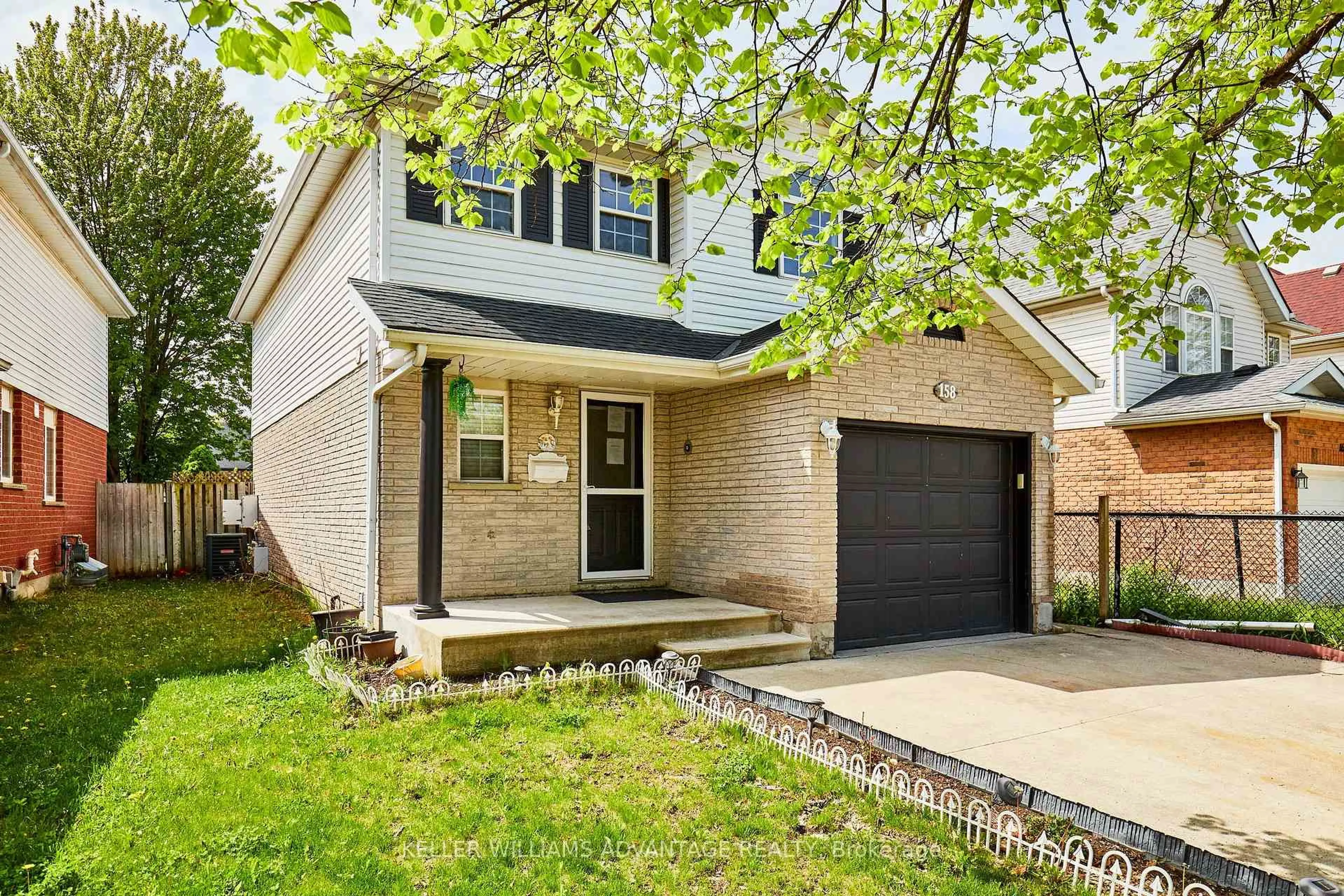 Home with brick exterior material, street for 158 Kovac Rd, Cambridge Ontario N1R 7V8