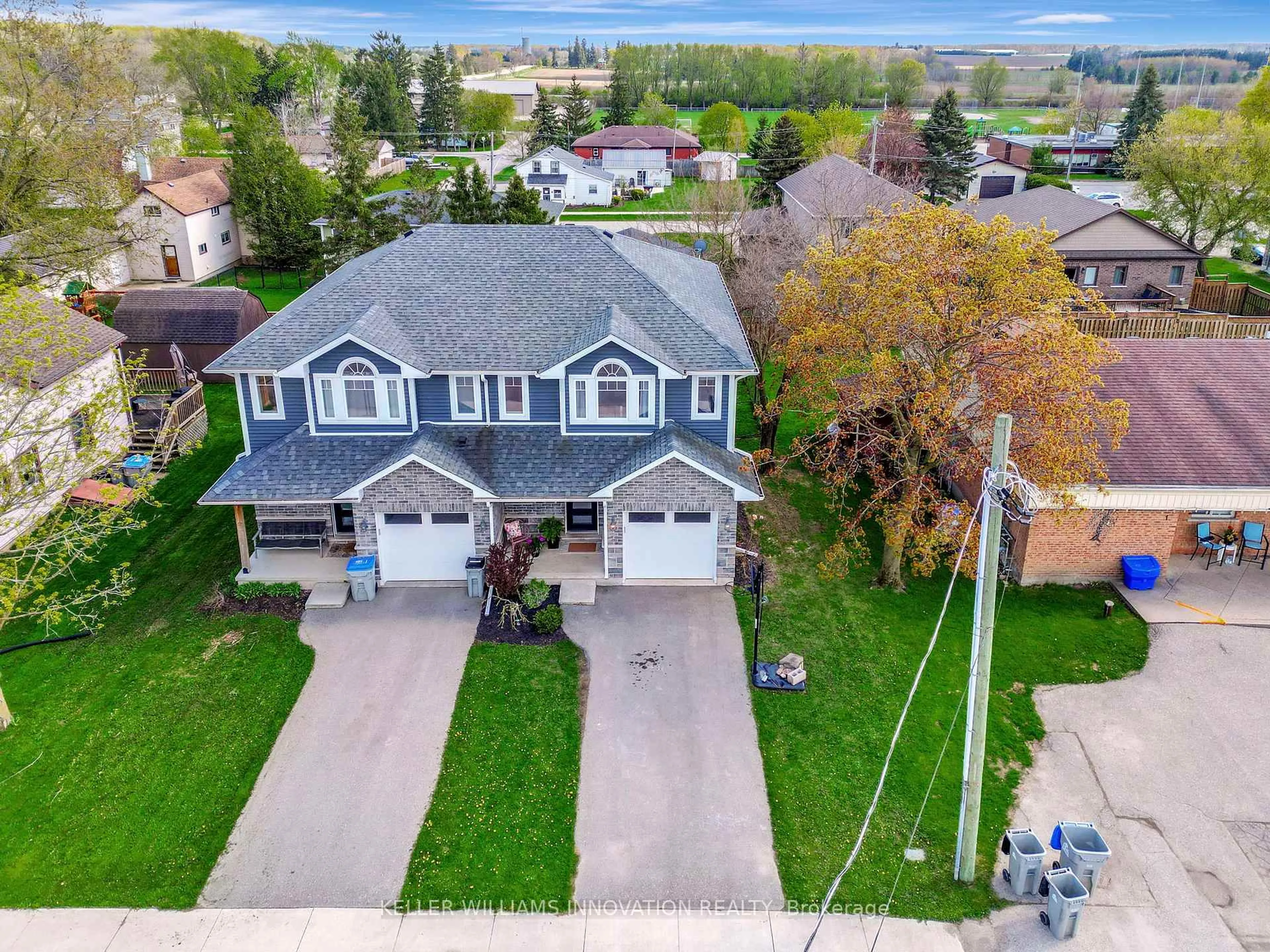 A pic from outside/outdoor area/front of a property/back of a property/a pic from drone, unknown for 2211 William Shakespeare St, Perth East Ontario N0B 2P0