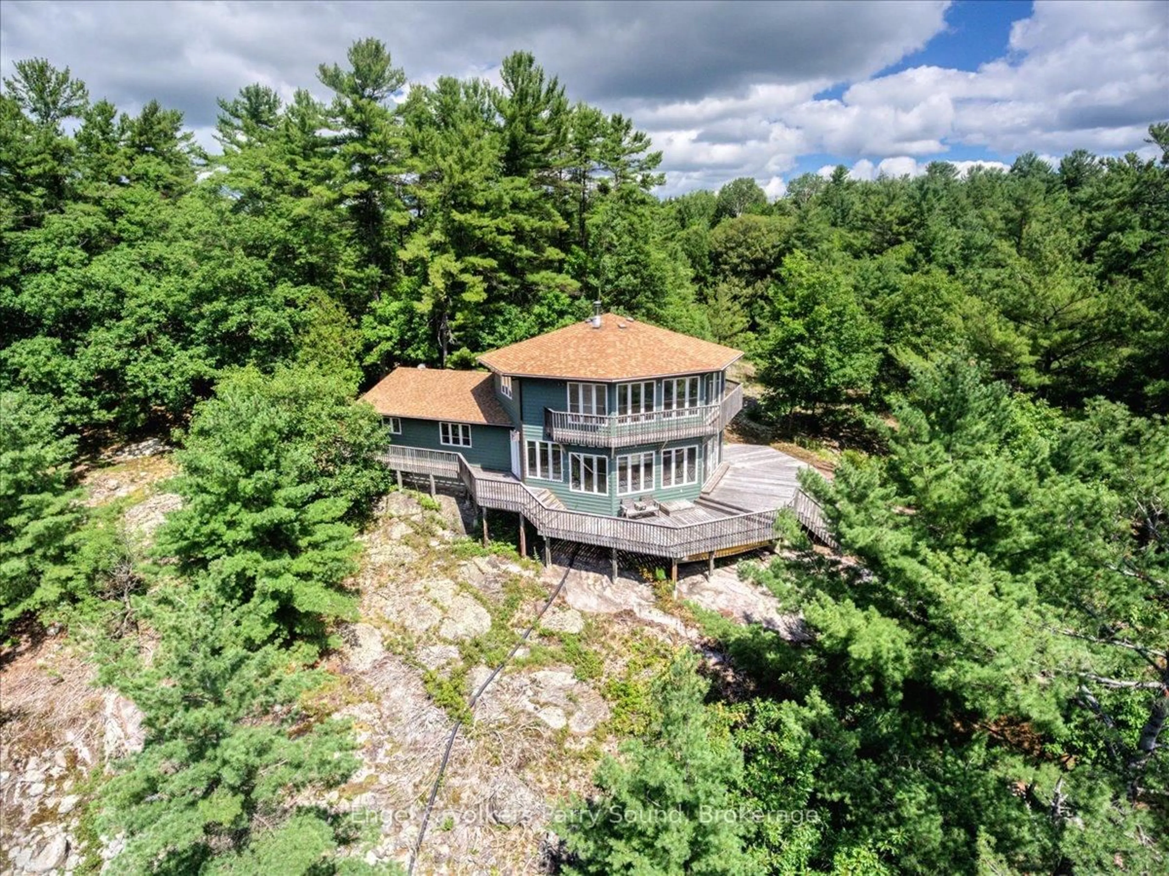 A pic from outside/outdoor area/front of a property/back of a property/a pic from drone, water/lake/river/ocean view for 1 Loon Bay N/A, Carling Ontario P0G 1G0