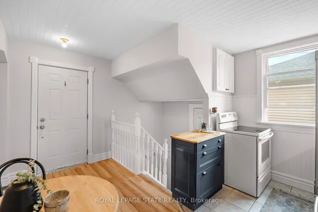 Additional property image - 46 East 38th St