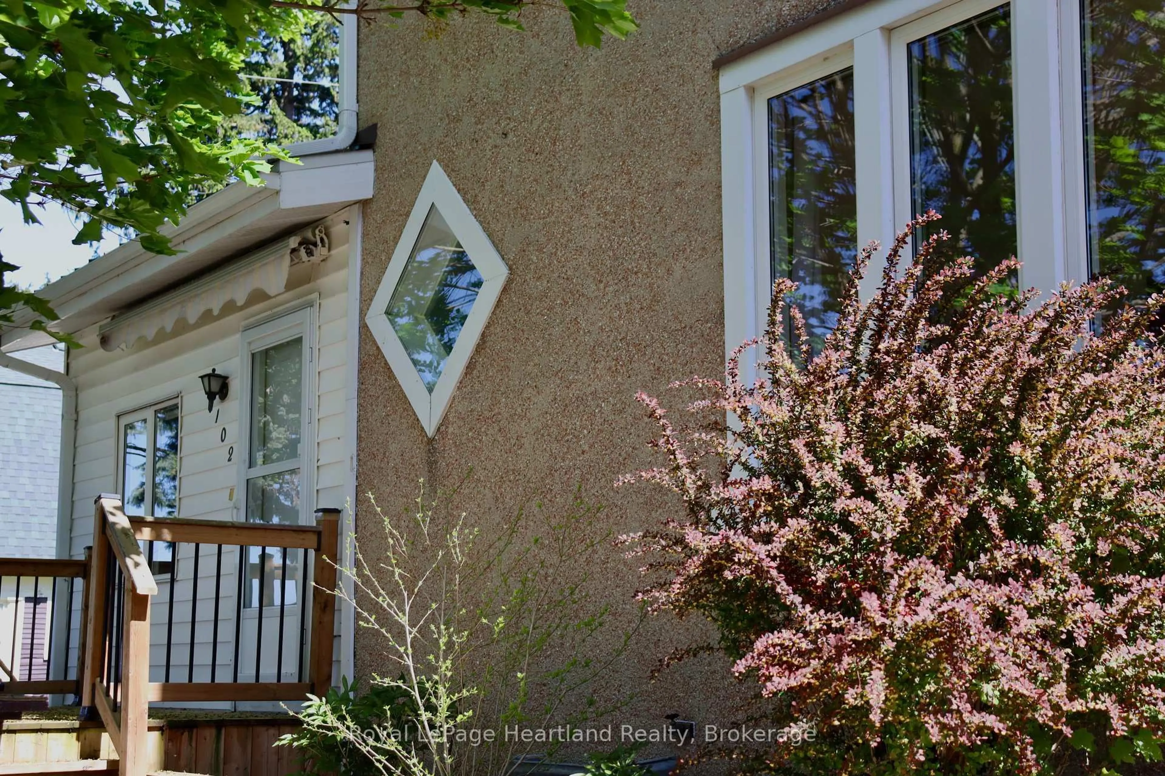 Unknown for 102 Goderich St, Ashfield-Colborne-Wawanosh Ontario N0M 1E0