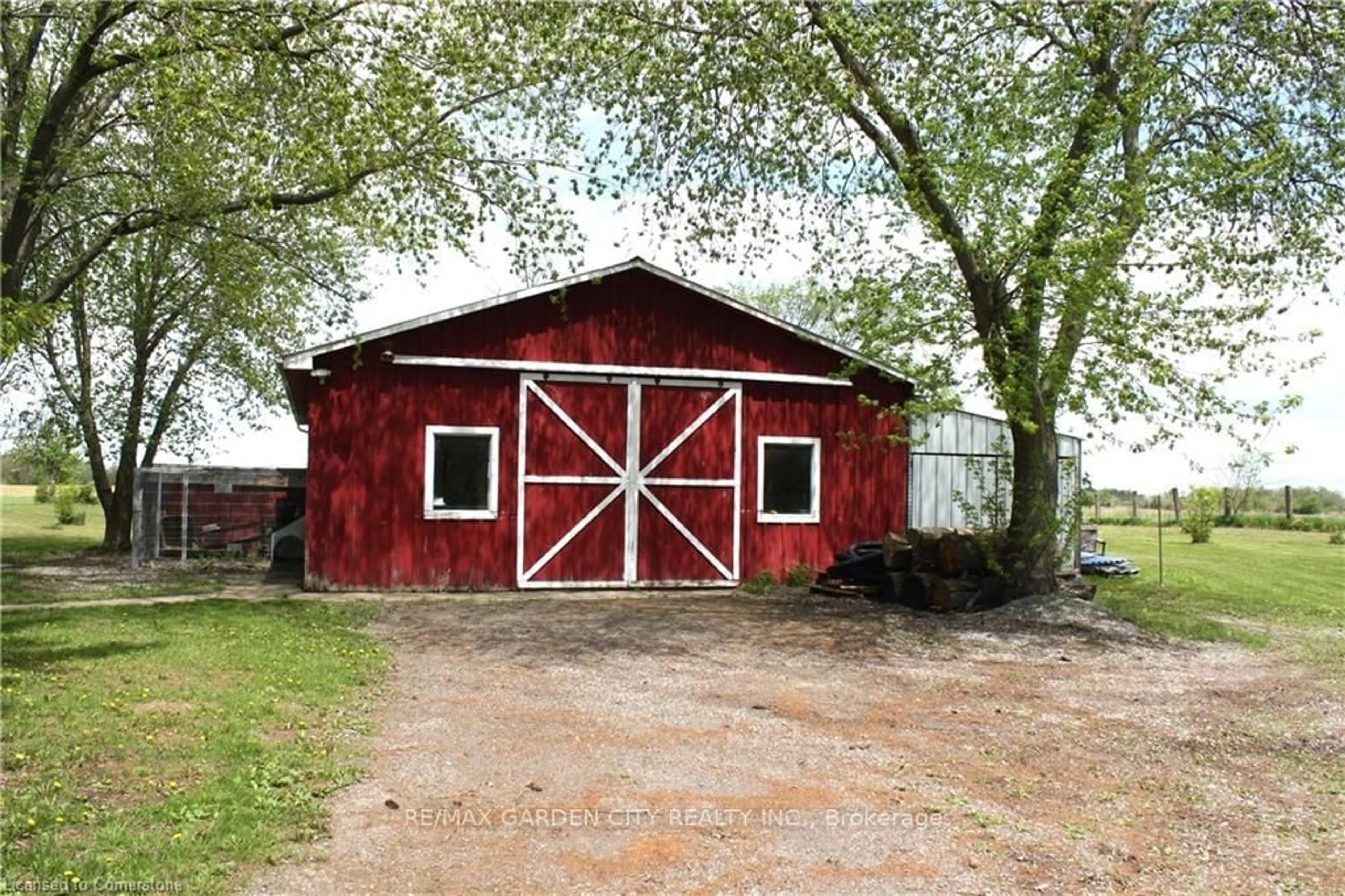 Shed for 5801 Canborough Rd, West Lincoln Ontario L0R 2J0
