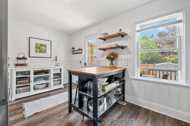 Additional property image - 105 Grosvenor Ave