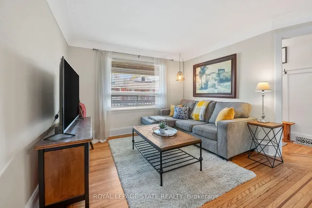 Additional property image - 105 Grosvenor Ave