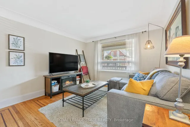 Additional property image - 105 Grosvenor Ave