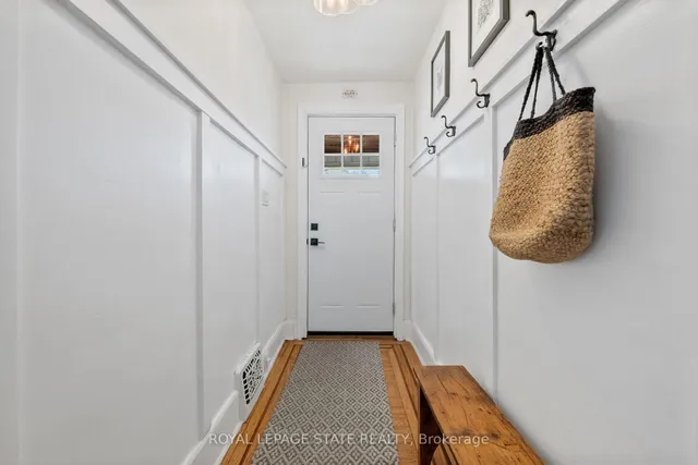 Additional property image - 105 Grosvenor Ave