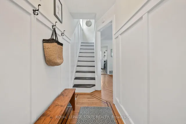 Additional property image - 105 Grosvenor Ave