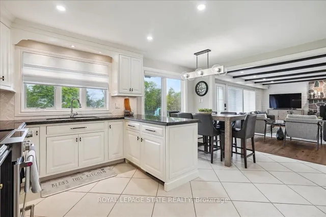 Additional property image - 10 Azalea Crt