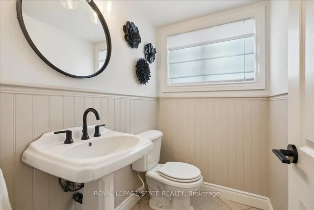 Additional property image - 10 Azalea Crt