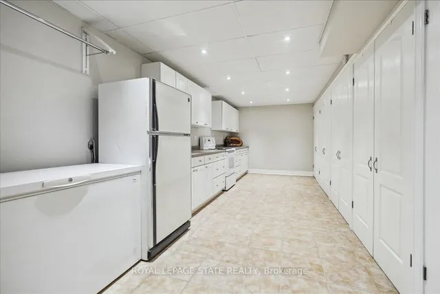Additional property image - 10 Azalea Crt