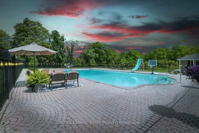 Additional property image - 10 Azalea Crt