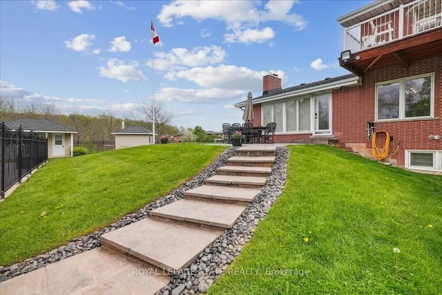 Additional property image - 10 Azalea Crt