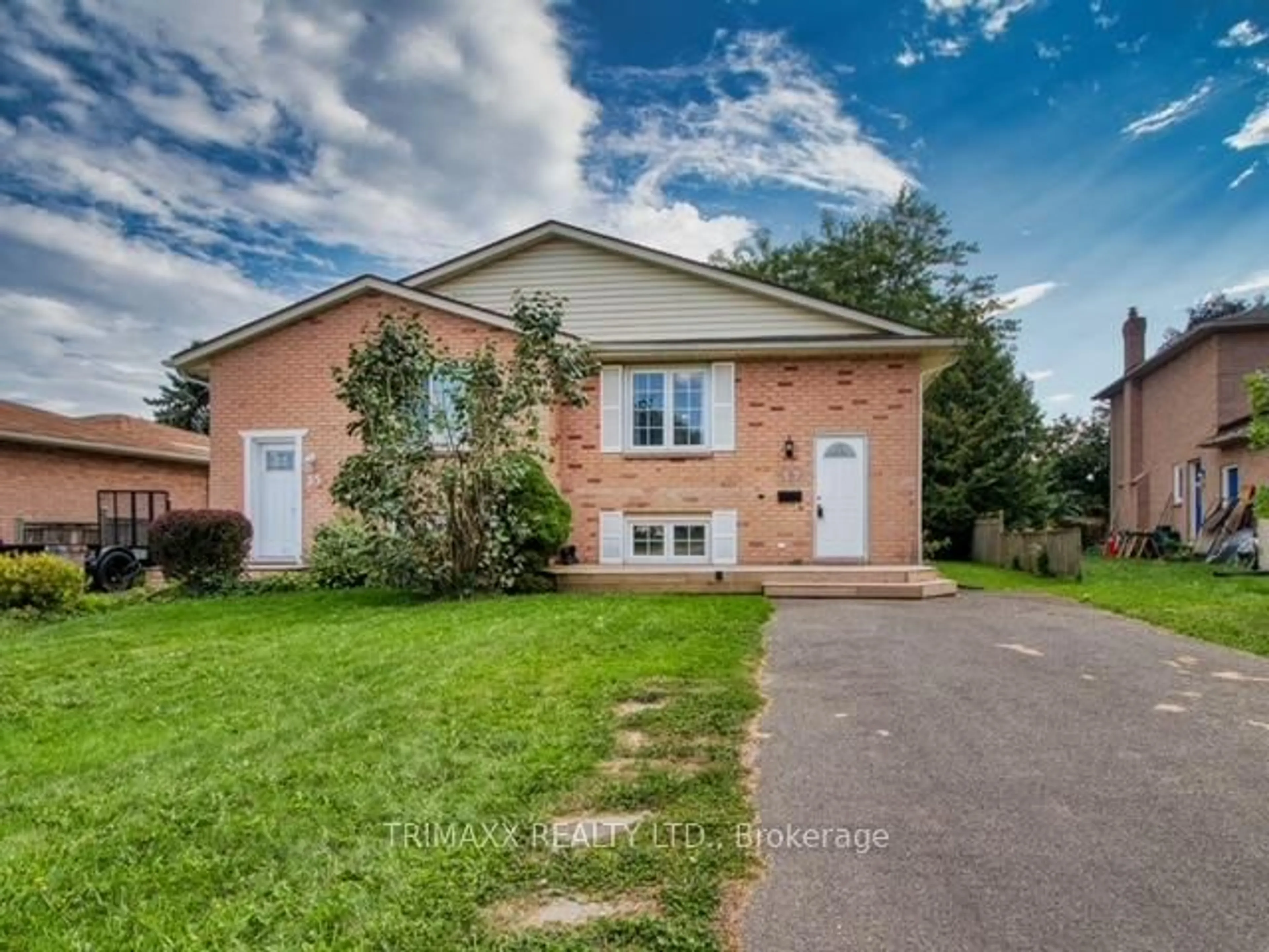 Home with brick exterior material, street for 37 Briarsdale Cres, Welland Ontario L3C 6S8