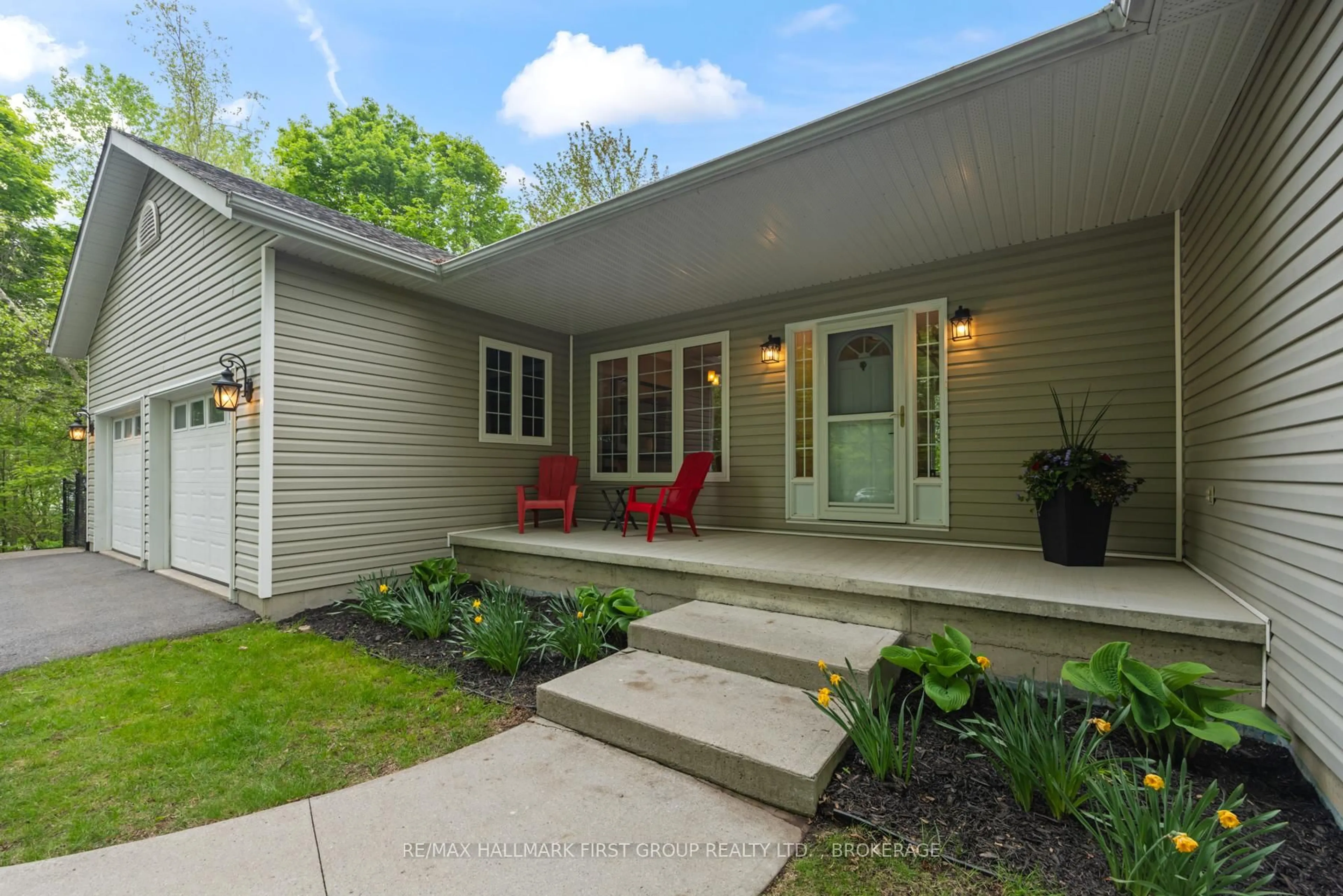 Patio, street for 3895 Stone Point Rd, Inverary Ontario K0H 1X0