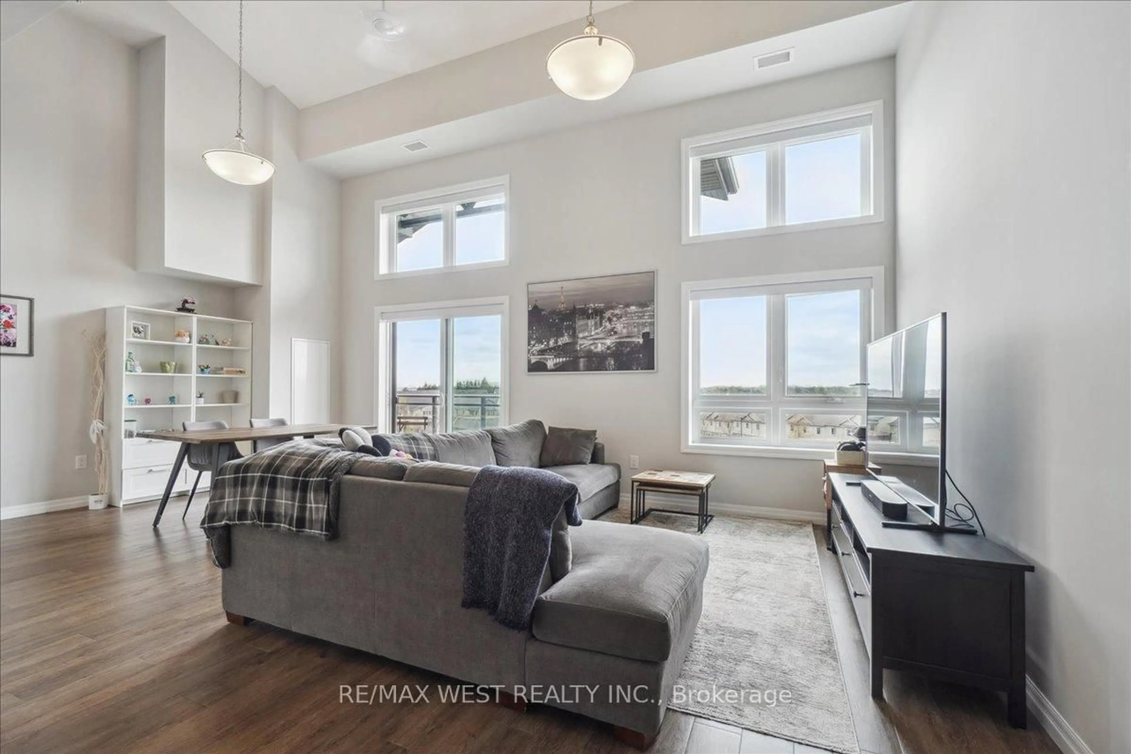 Living room with furniture, unknown for 35 Kingsbury Sq #413, Guelph Ontario N1L 0J4
