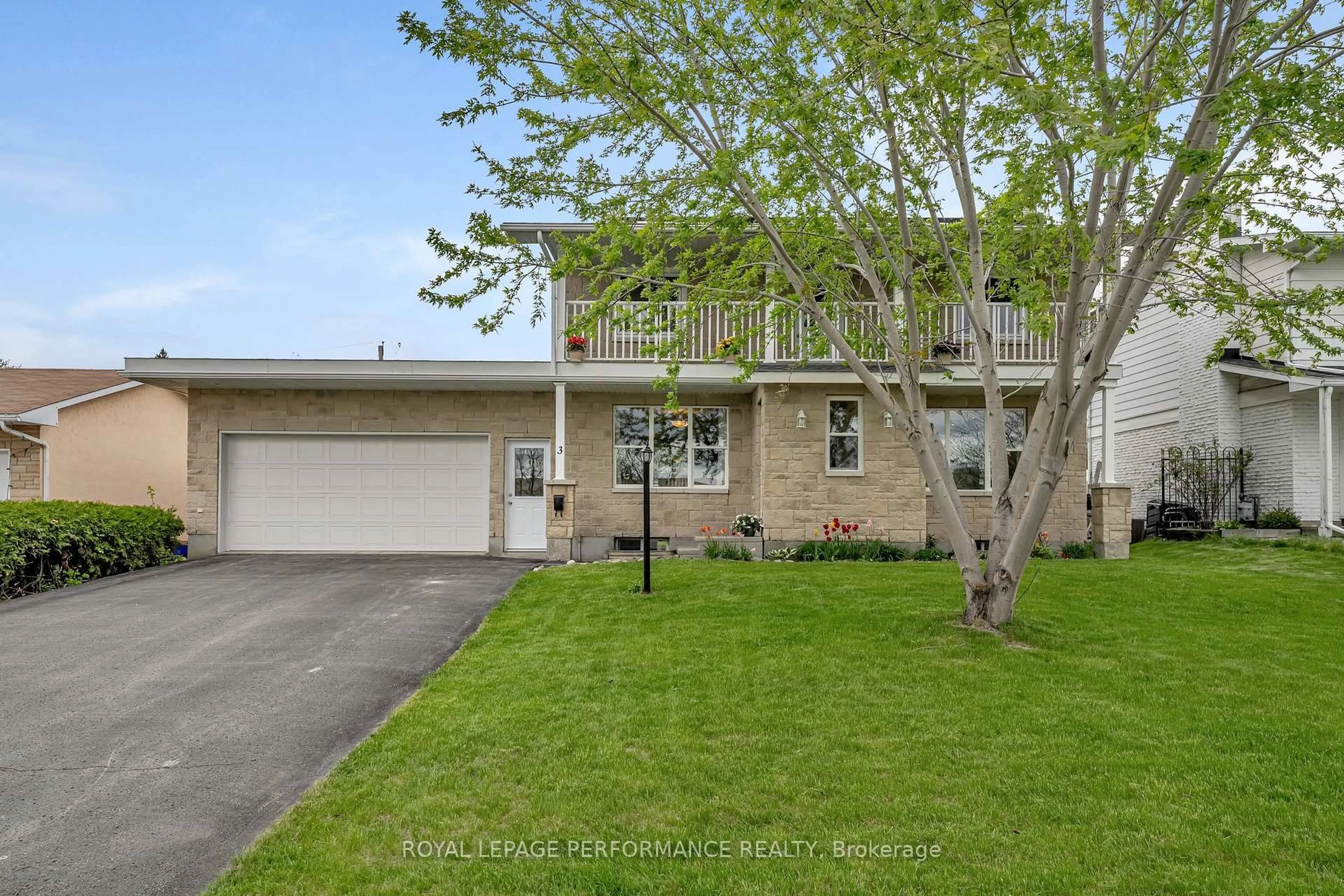 Unknown for 3 Burgess Ave, Ottawa Ontario K2B 7W8