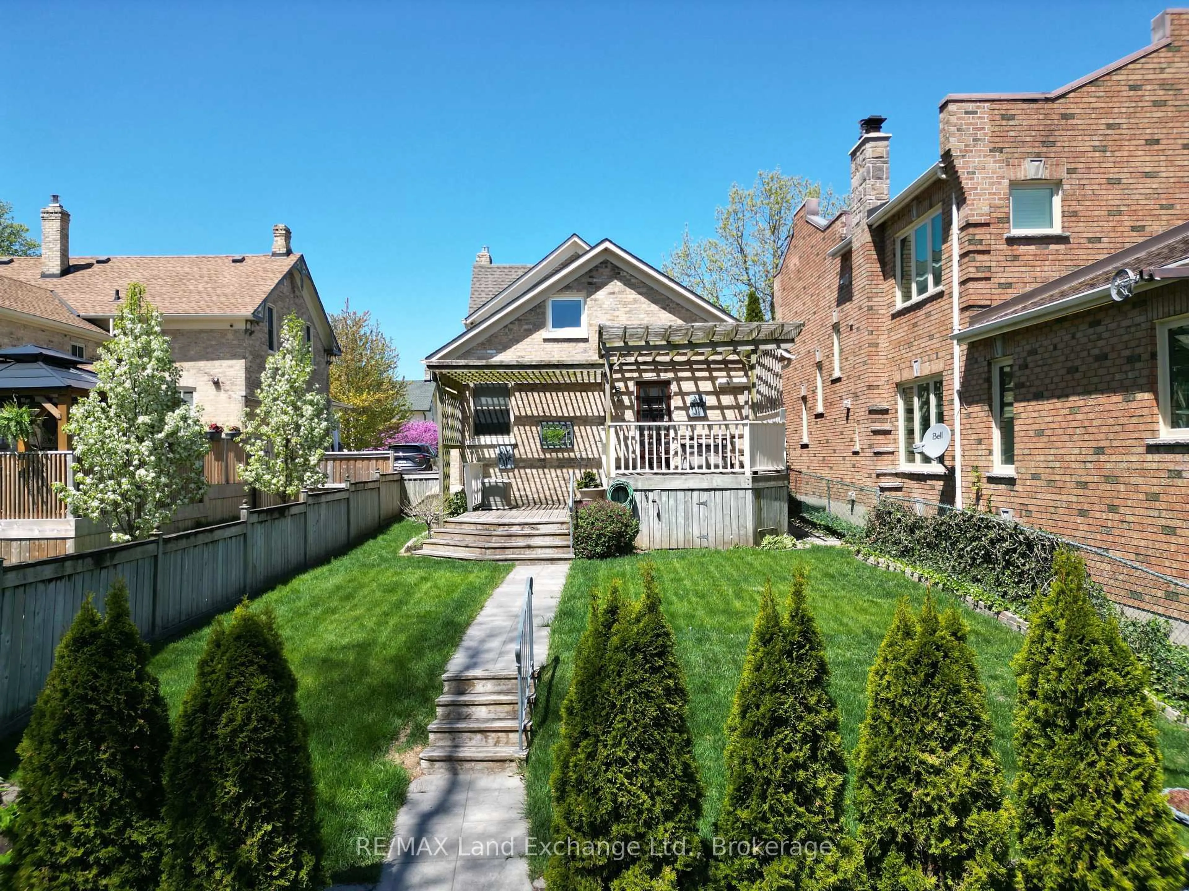 Home with brick exterior material, street for 813 Princes St, Kincardine Ontario N2Z 1Z2