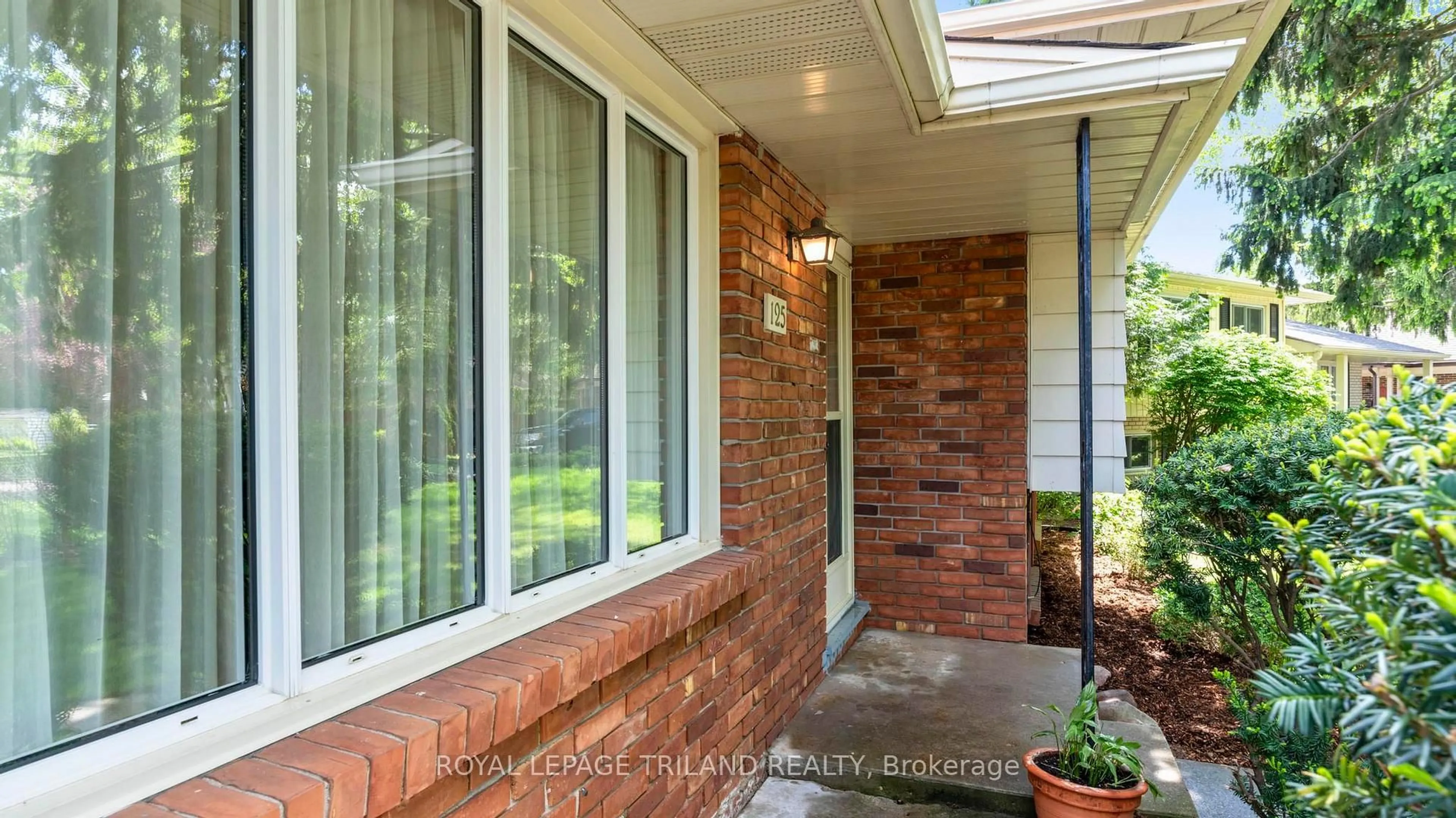 Home with brick exterior material, street for 125 Delmont Pl, London North Ontario N5X 1M2