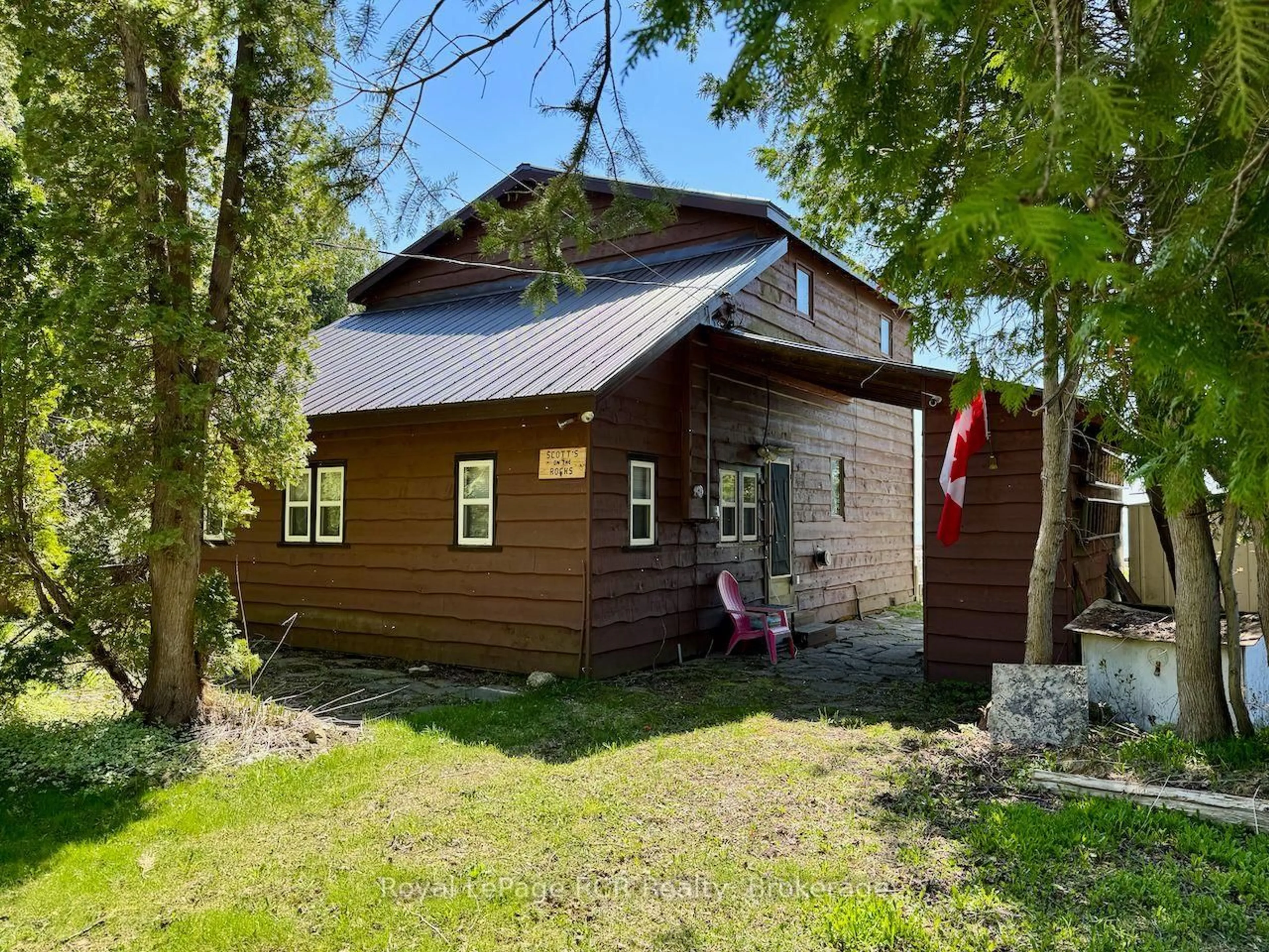 Shed for 384 Bay St, South Bruce Peninsula Ontario N0H 2T0