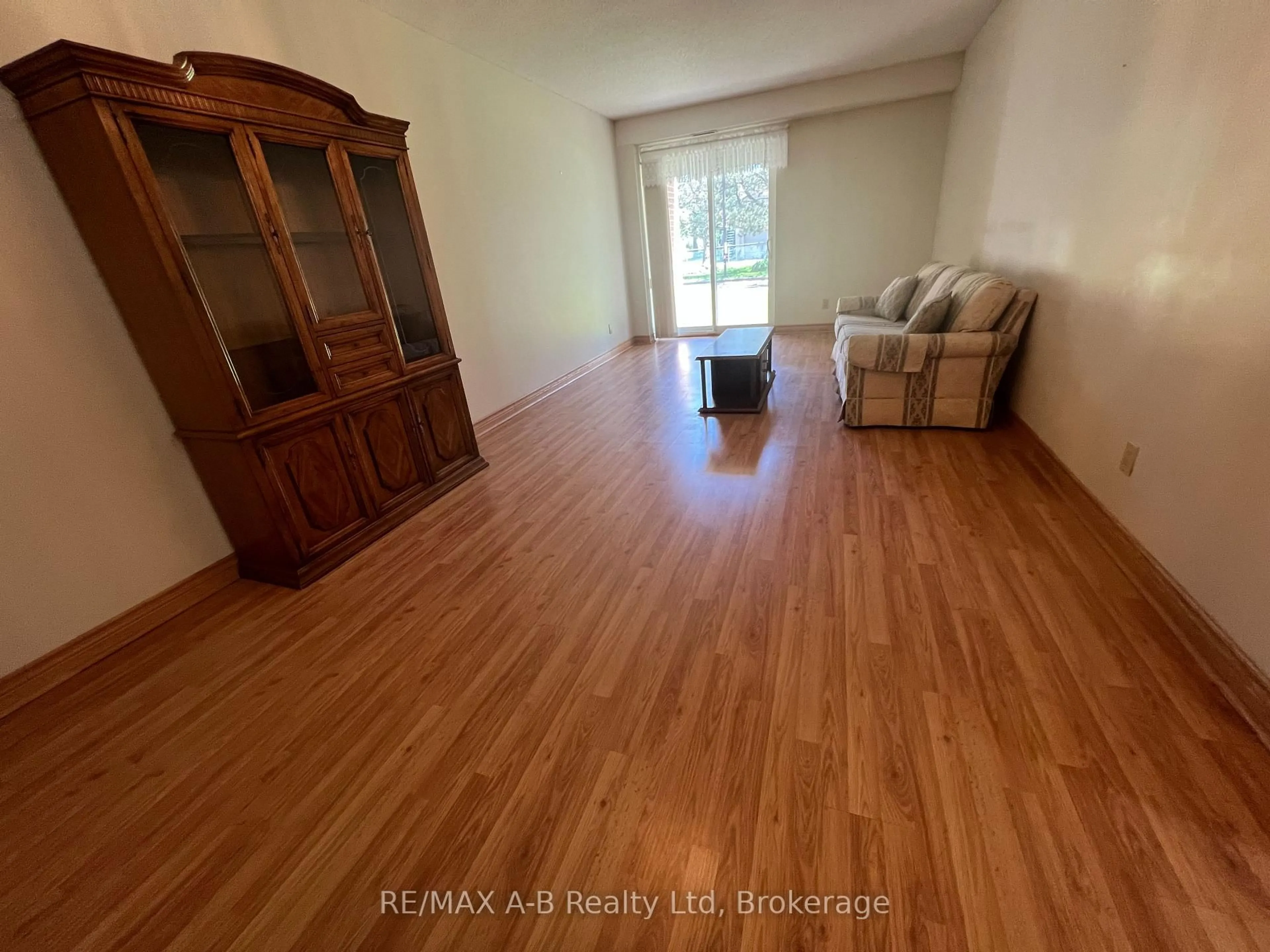A pic of a room for 199 Hope St #112, East Zorra-Tavistock Ontario N0B 2R0