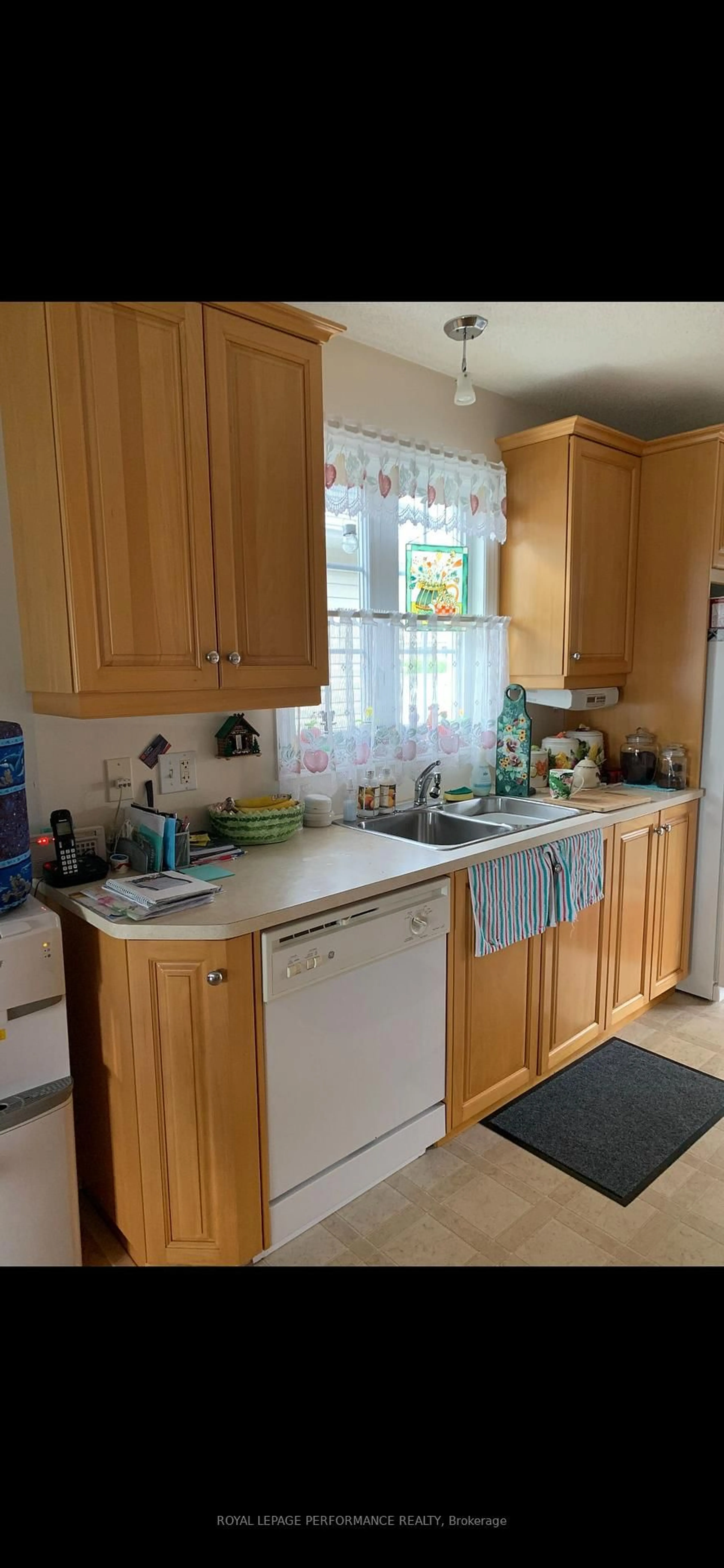 Standard kitchen, unknown for 724 Des Chenes St, Casselman Ontario K0A 1M0