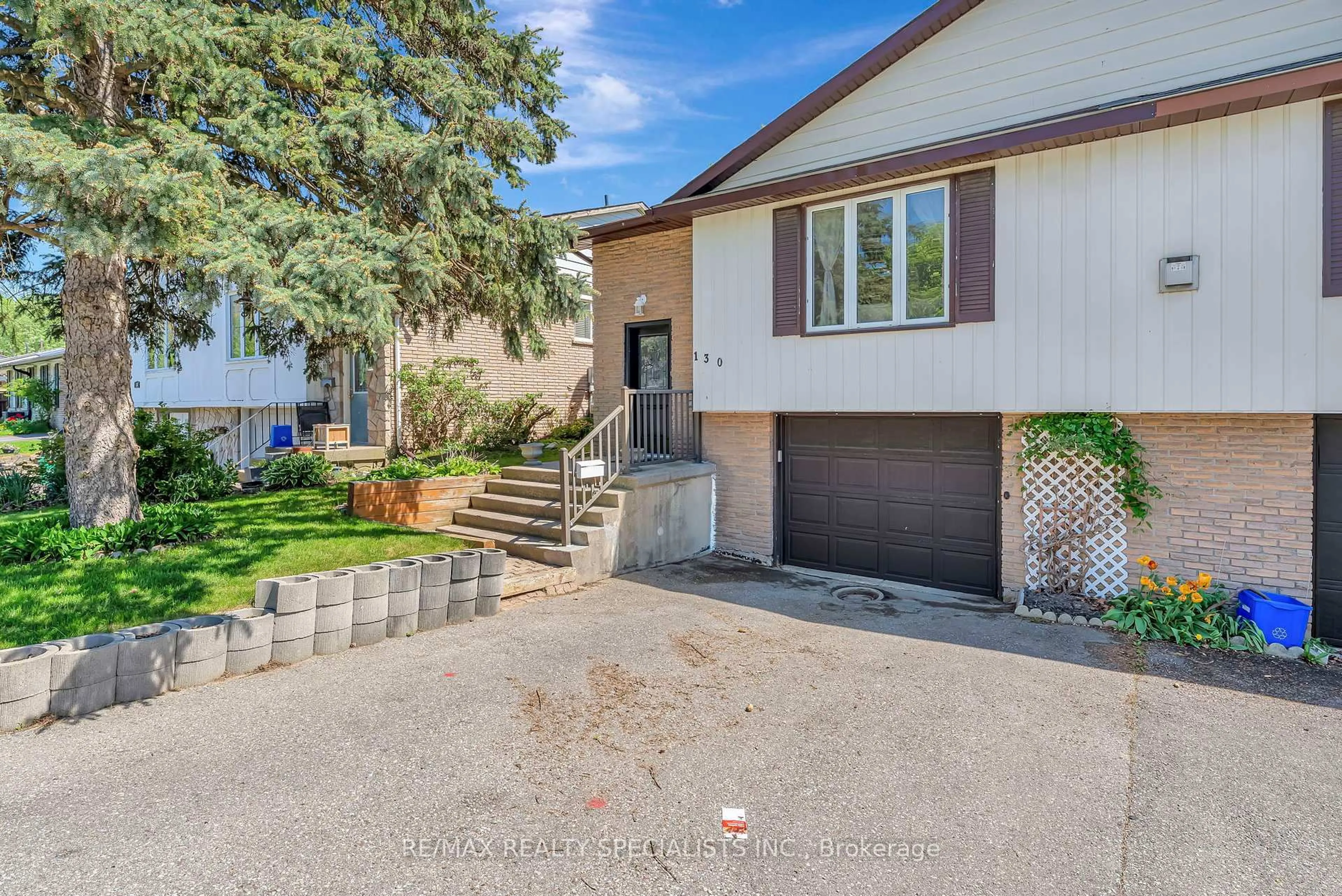 Unknown for 130 Ashgrove Ave, Brantford Ontario N3R 5X3