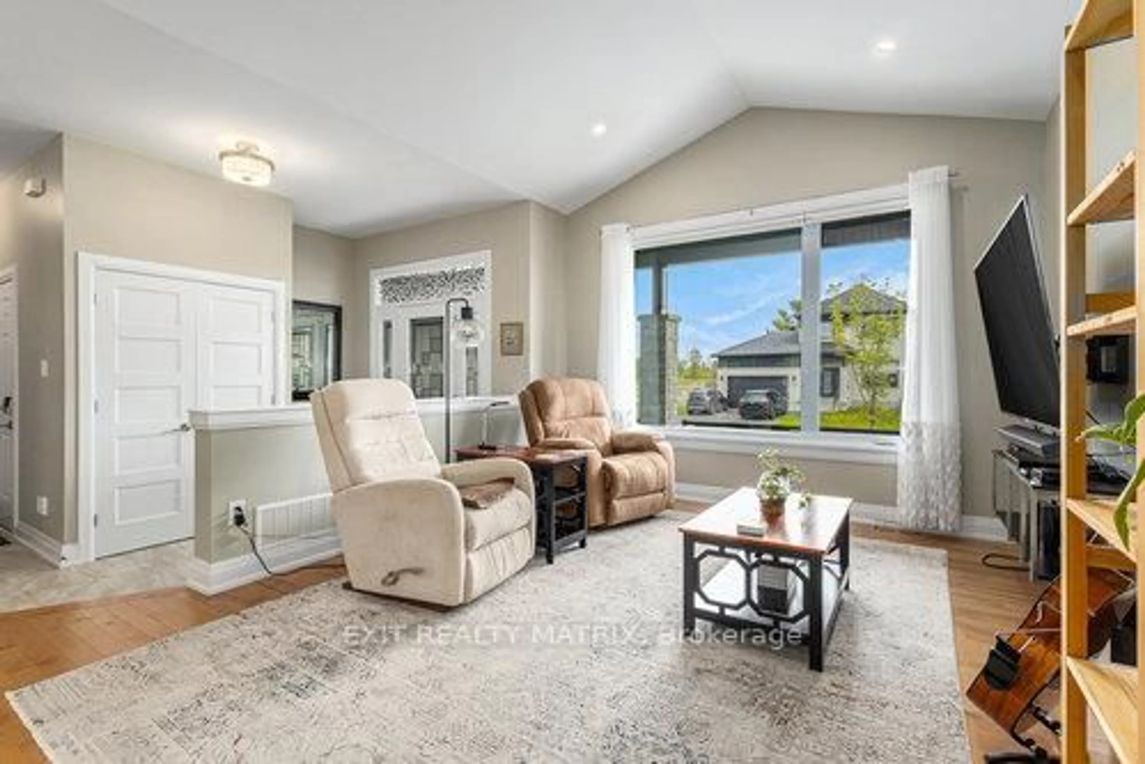 Living room with furniture, unknown for 370 Dore St, Casselman Ontario K0A 1M0