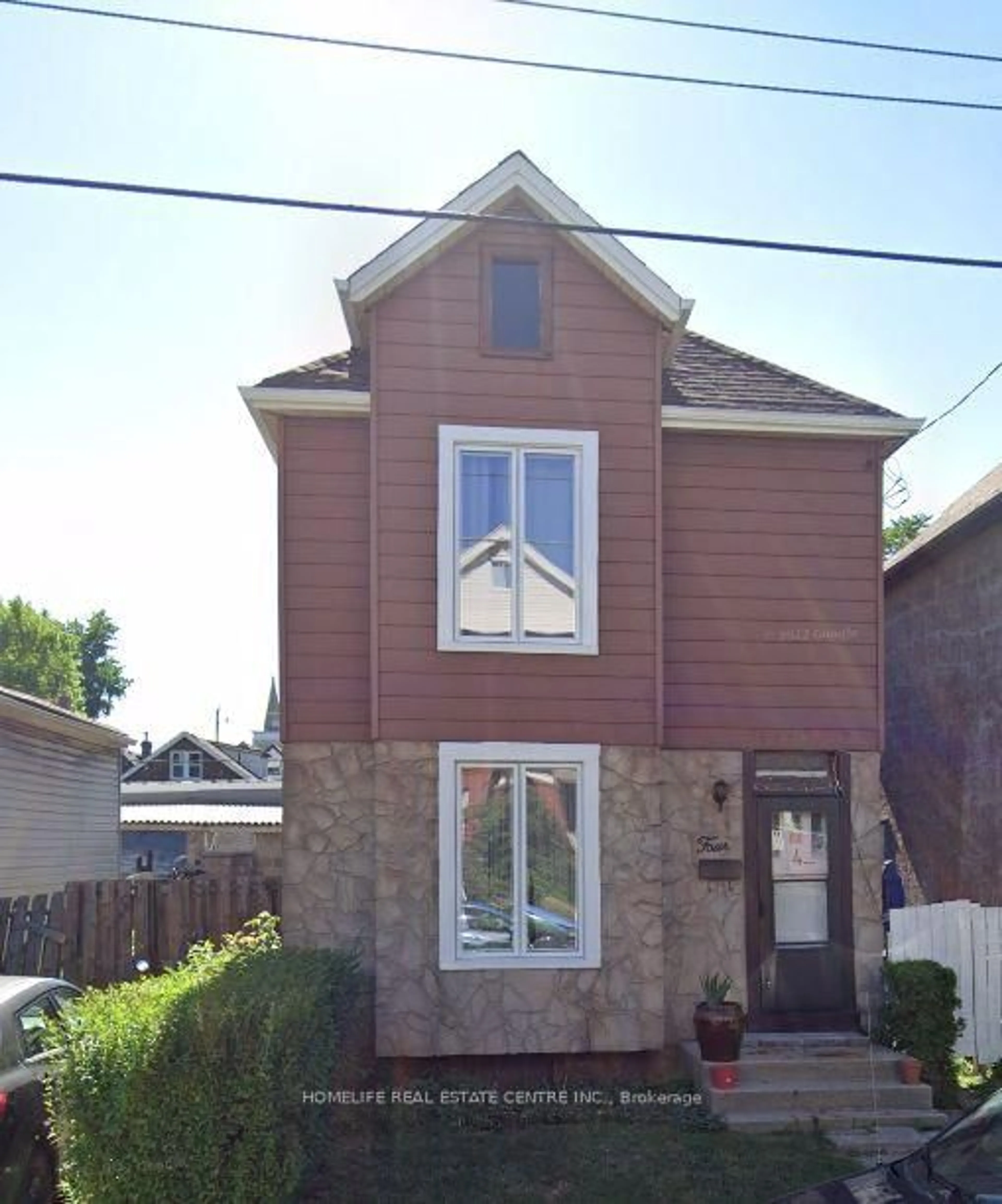 Home with brick exterior material, street for 4 Minto Ave, Hamilton Ontario L8L 6E2