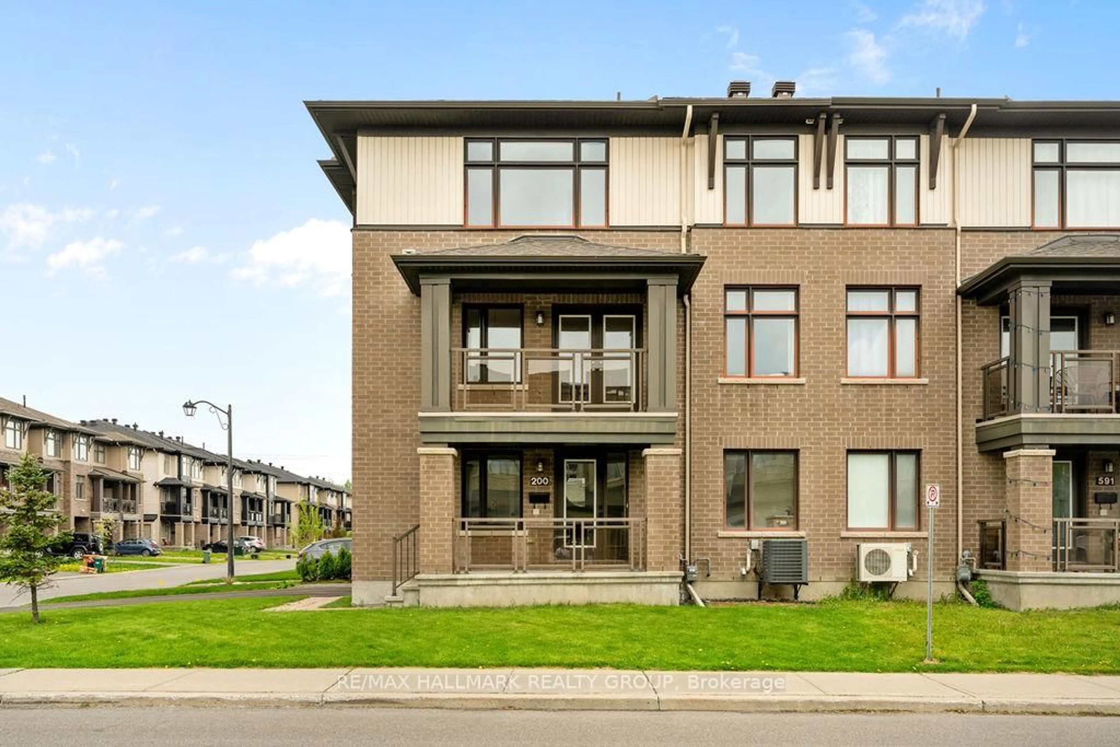 Home with brick exterior material, unknown for 200 Dragonfly Walk, Ottawa Ontario K1W 0J8