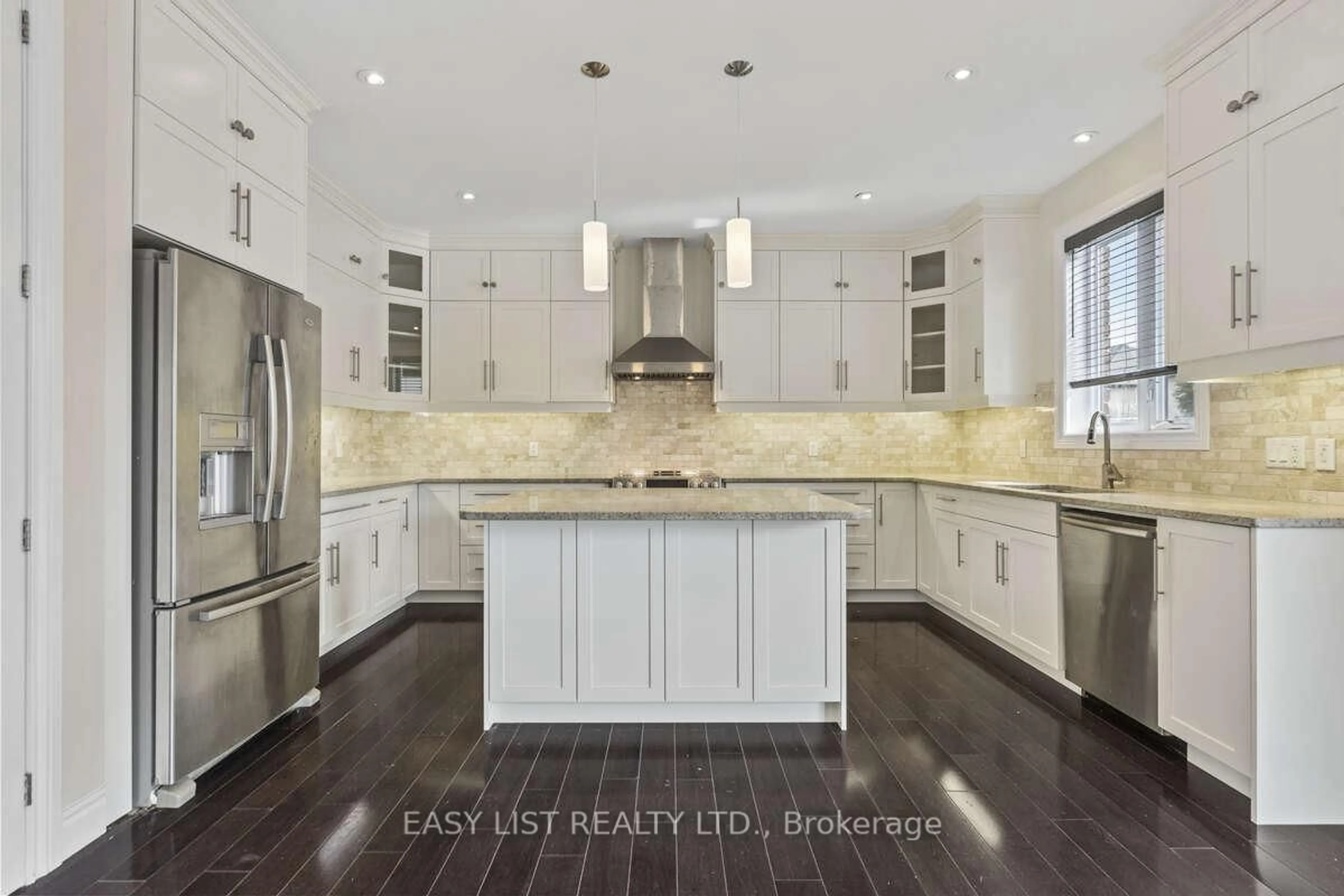 Open concept kitchen, unknown for 1024 Medway Park Dr, London North Ontario N6G 0E4