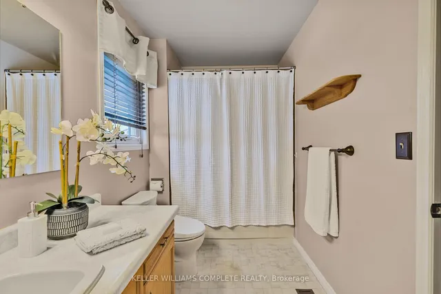 Additional property image - 106 Maple Dr