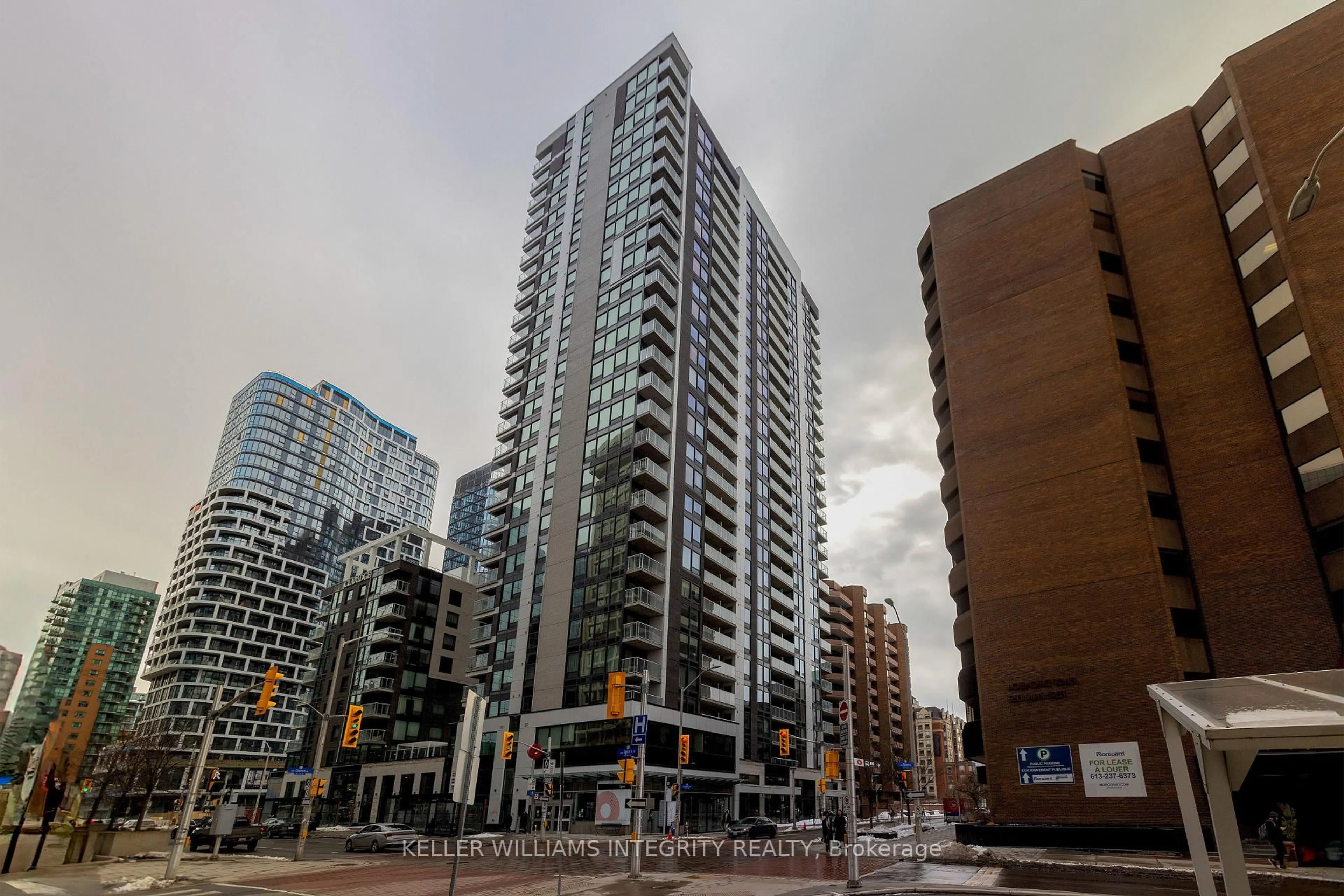 Unknown for 340 Queen St #2005, Ottawa Ontario K1R 0G1