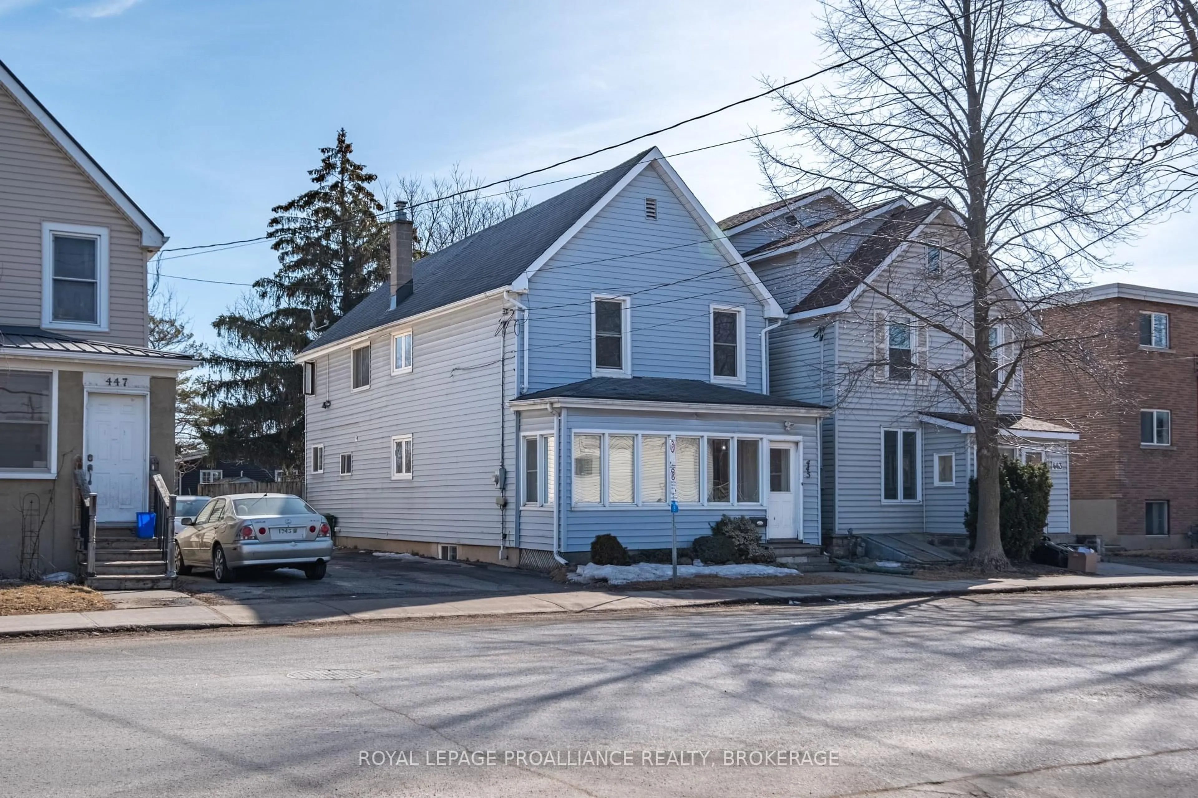 A pic from outside/outdoor area/front of a property/back of a property/a pic from drone, street for 445 Alfred St, Kingston Ontario K7K 4J1