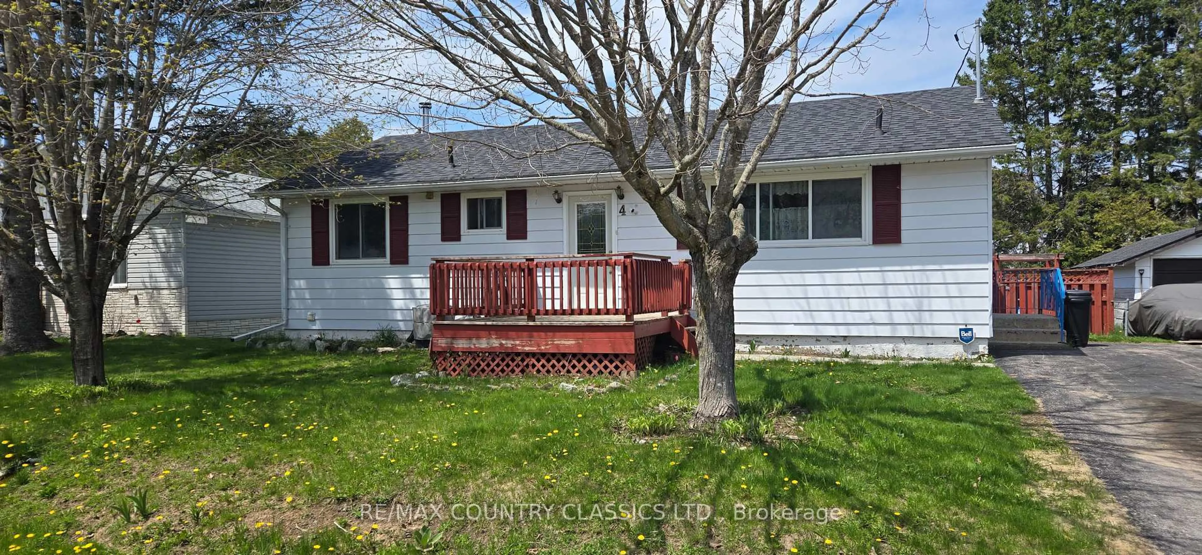 Home with vinyl exterior material, street for 4 Hemlock St, Highlands East Ontario K0L 1M0