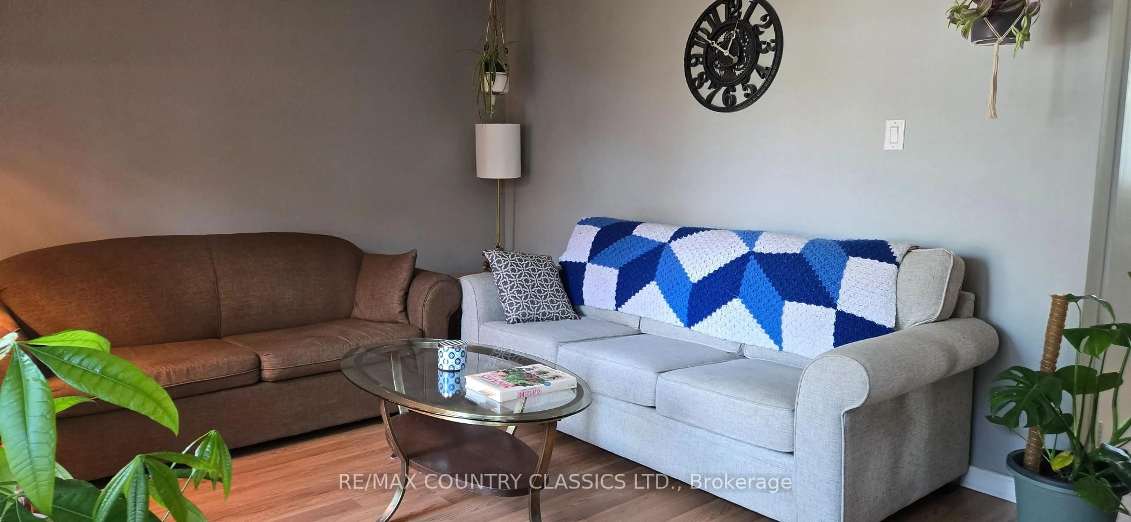 Living room with furniture, unknown for 4 Hemlock St, Highlands East Ontario K0L 1M0