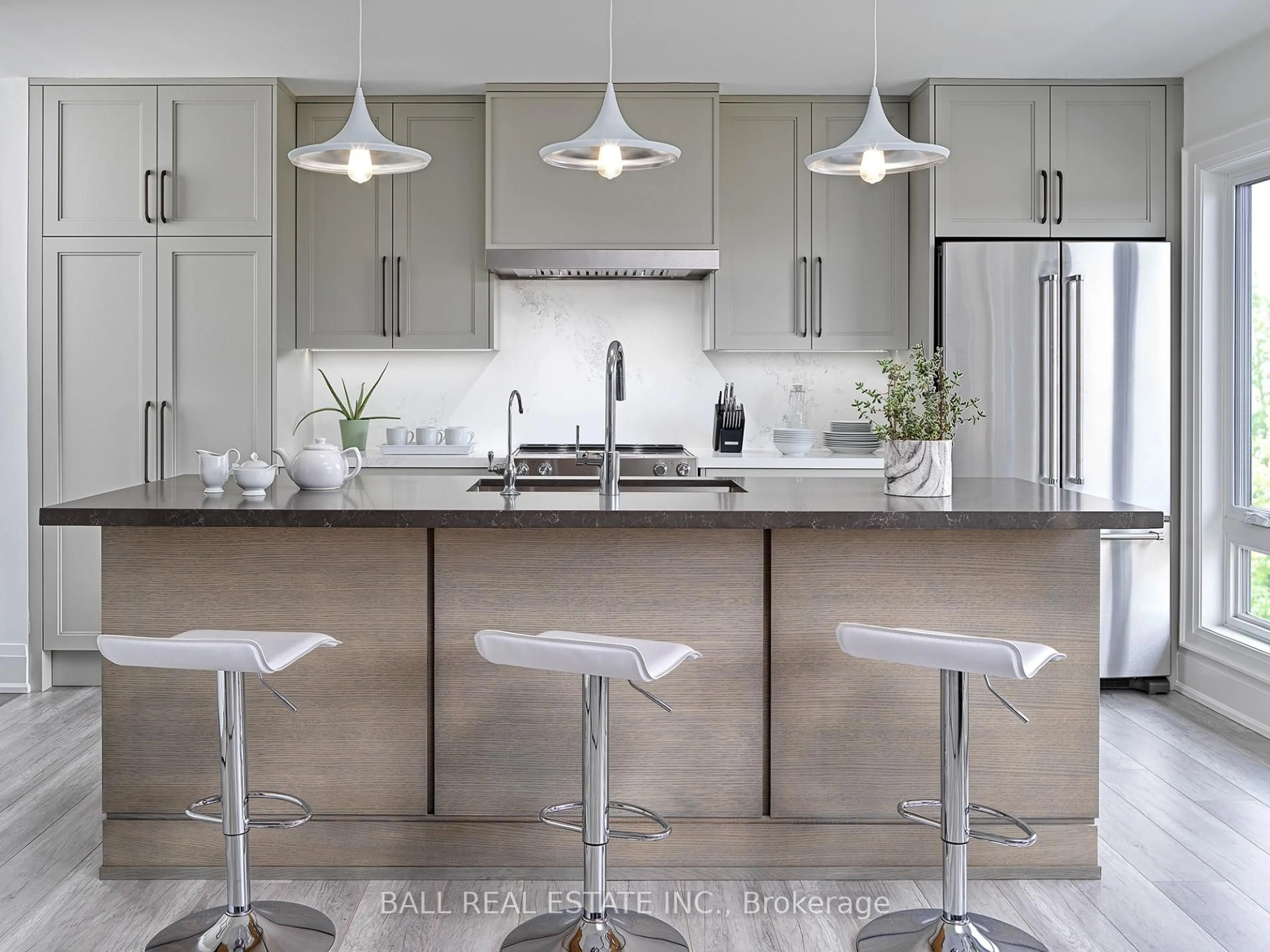 Contemporary kitchen, unknown for 47 Hemlock Cres, Kawartha Lakes Ontario K0M 1A0
