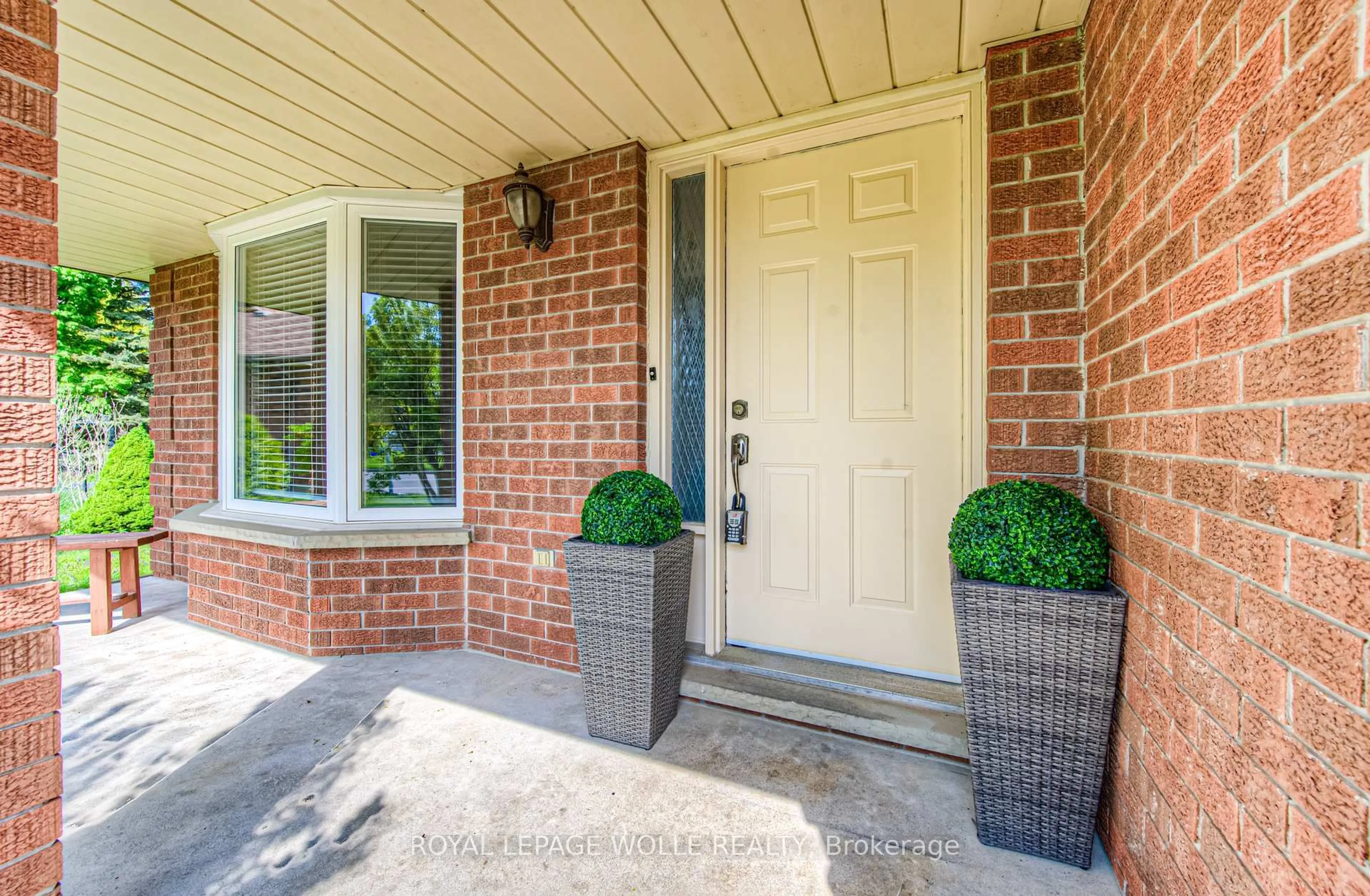 Home with brick exterior material, street for 171 Mayberry Crt, Waterloo Ontario N2K 3K2