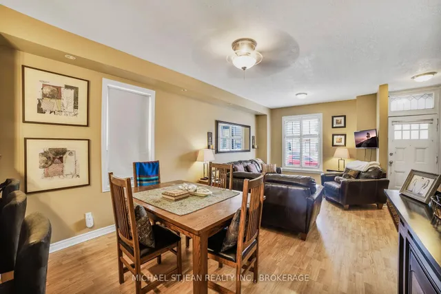 Additional property image - 461 Main St