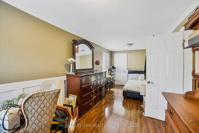 Additional property image - 461 Main St