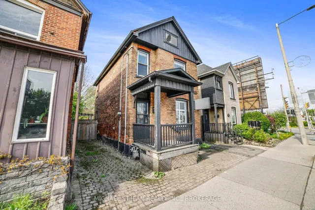 Additional property image - 461 Main St