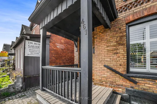 Additional property image - 461 Main St
