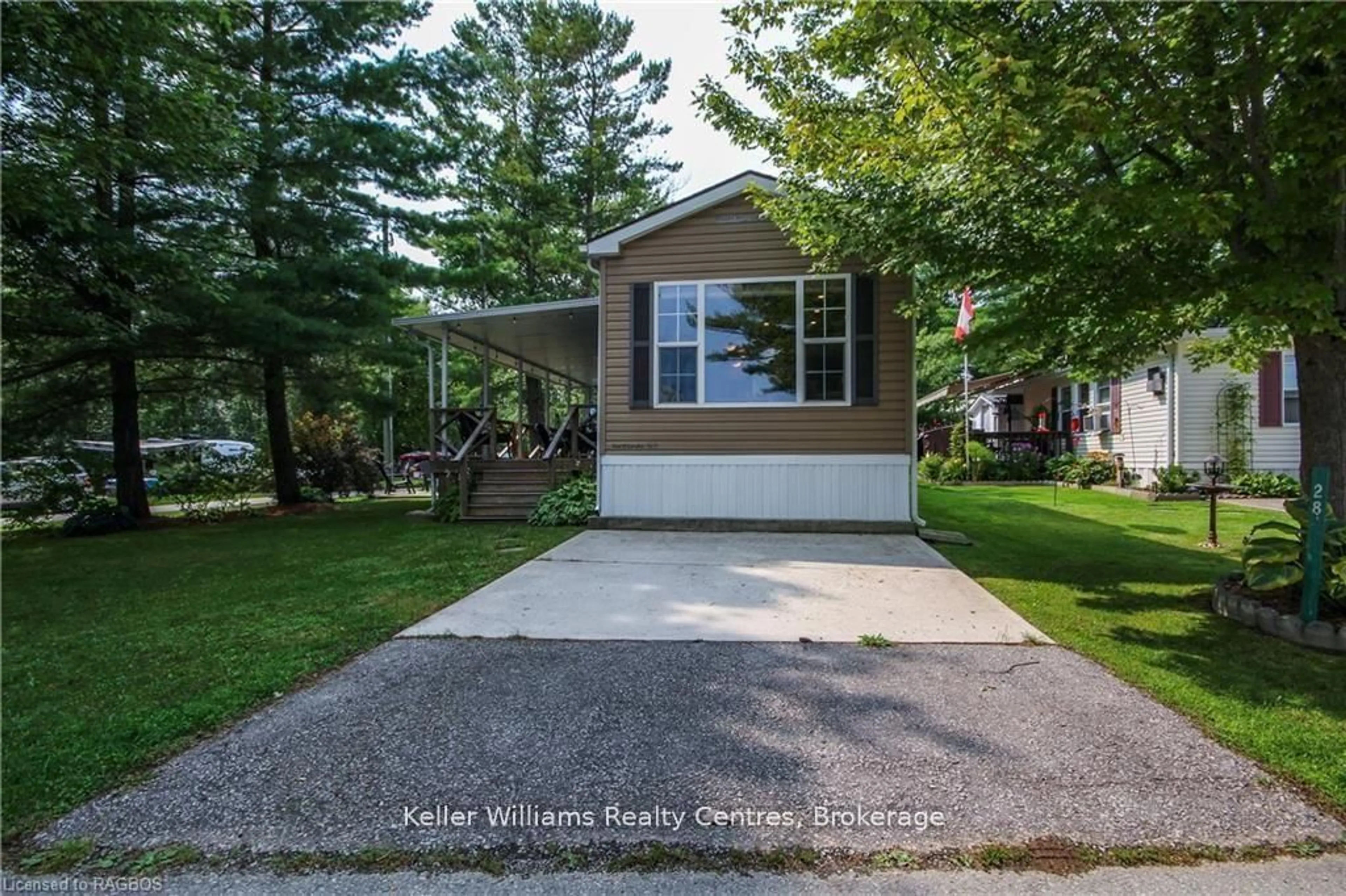Home with vinyl exterior material, street for 13 SOUTHLINE Ave #A28, Huron-Kinloss Ontario N0G 2B0