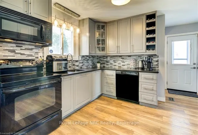 Additional property image - 54 Markham Cres