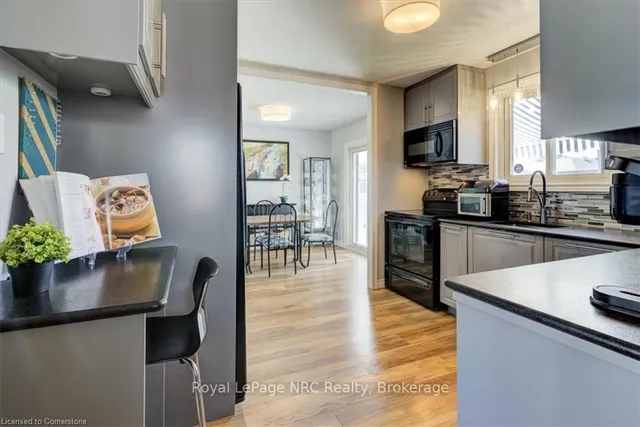 Additional property image - 54 Markham Cres