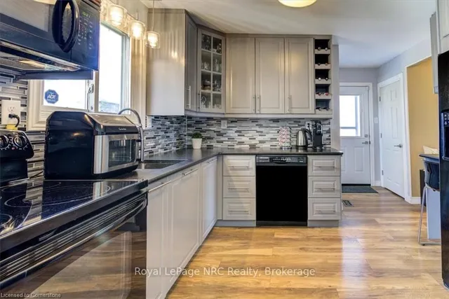 Additional property image - 54 Markham Cres