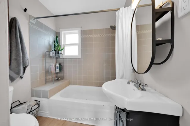 Additional property image - 92 GLENDALE Ave