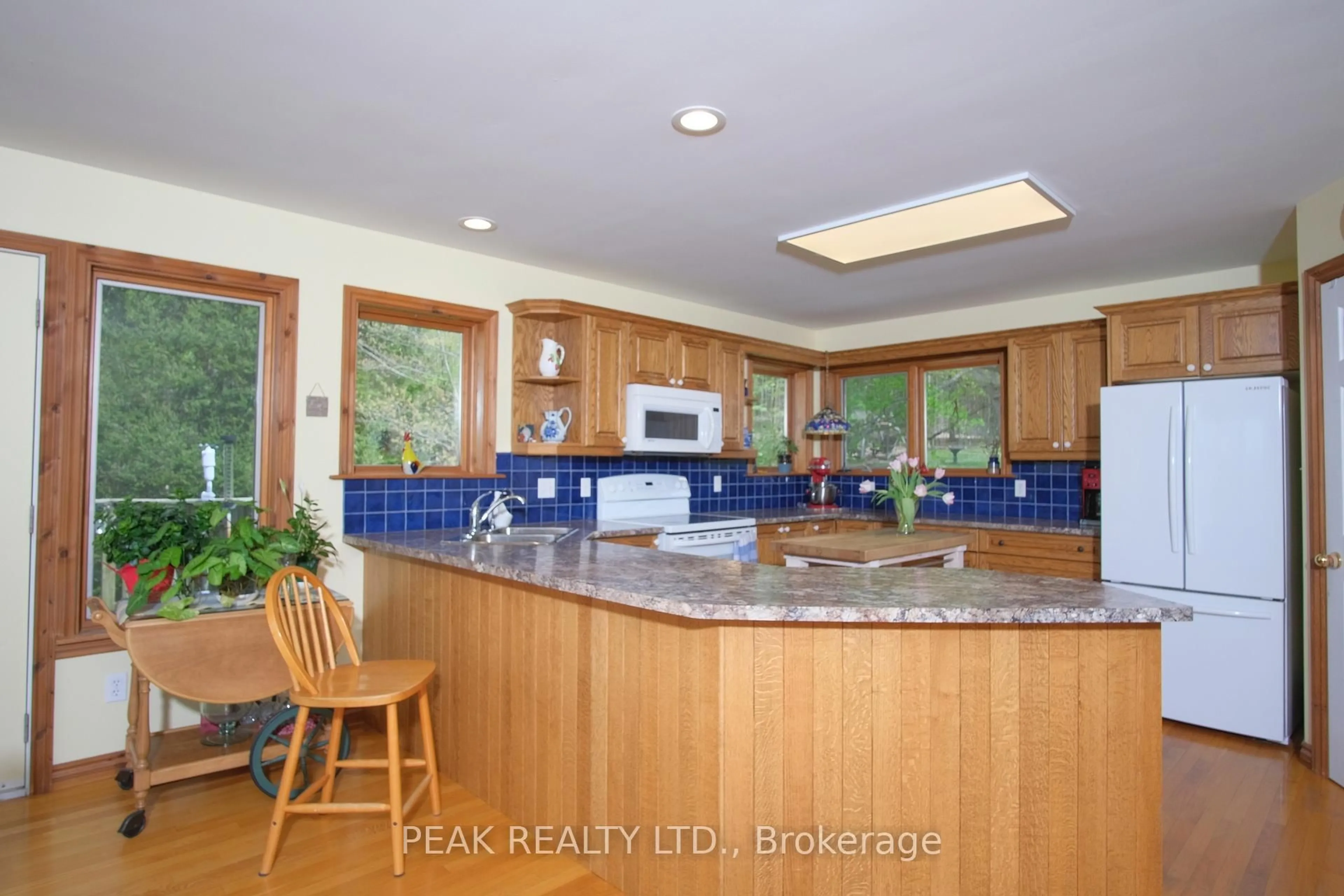 Open concept kitchen, ceramic/tile floor for 546299 Sideroad 4B, Grey Highlands Ontario N0C 1G0