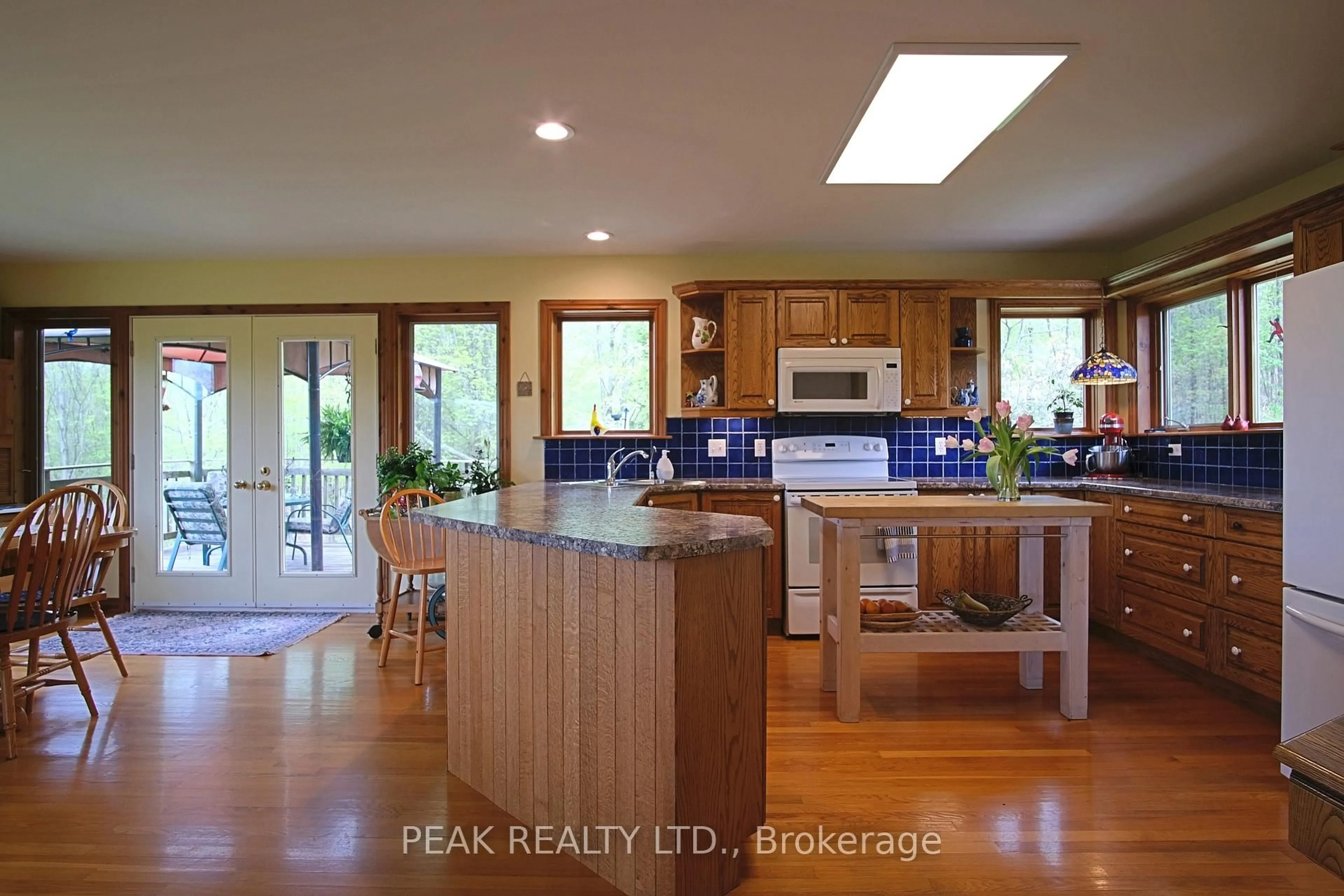 Open concept kitchen, unknown for 546299 Sideroad 4B, Grey Highlands Ontario N0C 1G0