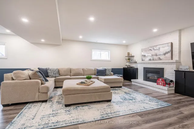 Additional property image - 20 Benwood Crt