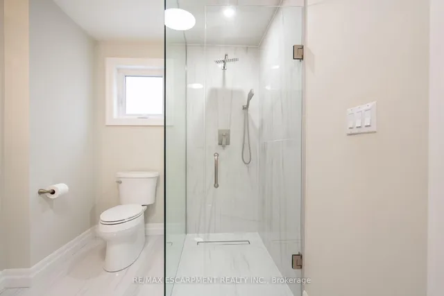 Additional property image - 20 Benwood Crt